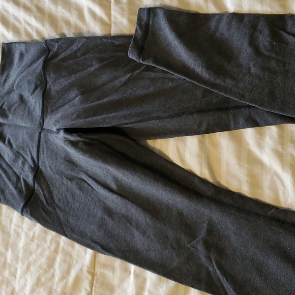 Lululemon leggings - Picture 1 of 3